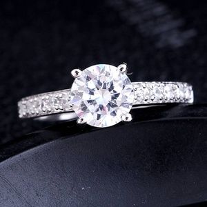 Silver Zirconia DiamondSolitaire Wedding Ring